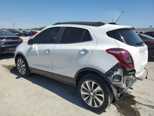 KL4CJASB0KB711696 2019 BUICK ENCORE - Image 2