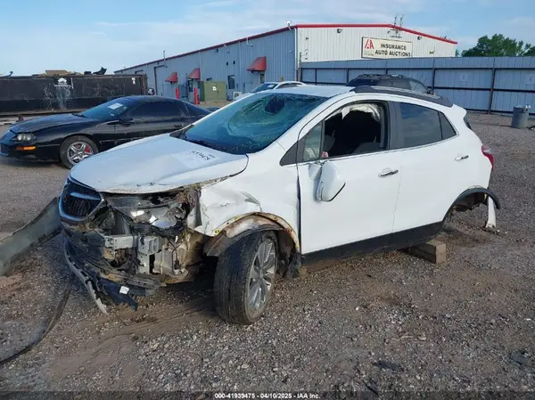 KL4CJASB0KB729731 2019 BUICK ENCORE - Image 2