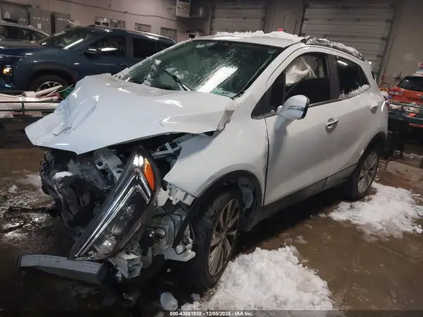KL4CJASB0KB842126 2019 BUICK ENCORE - Image 2