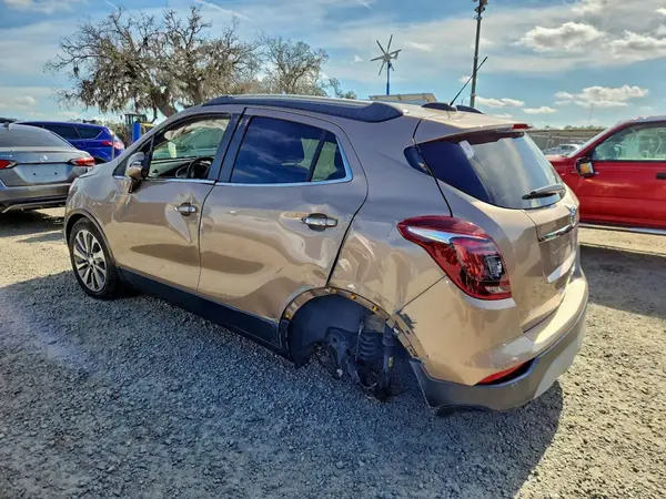 KL4CJASB0KB885090 2019 BUICK ENCORE - Image 2