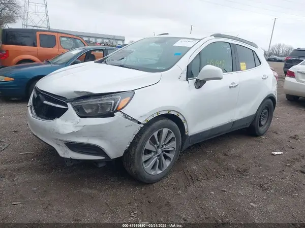 KL4CJASB0LB002364 2020 BUICK ENCORE - Image 2
