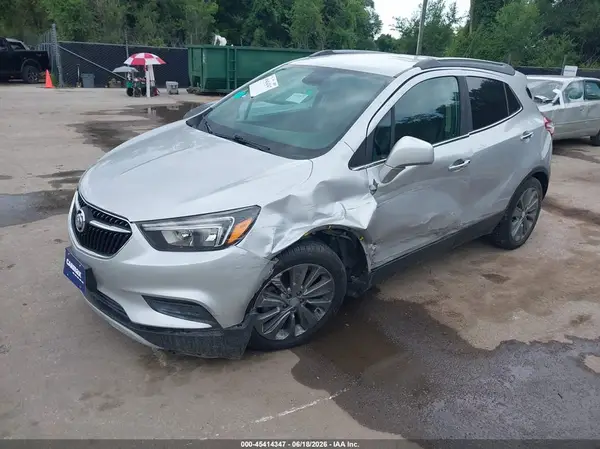 KL4CJASB0LB020511 2020 BUICK ENCORE - Image 2