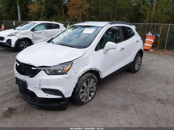 KL4CJASB0LB032822 2020 BUICK ENCORE - Image 2