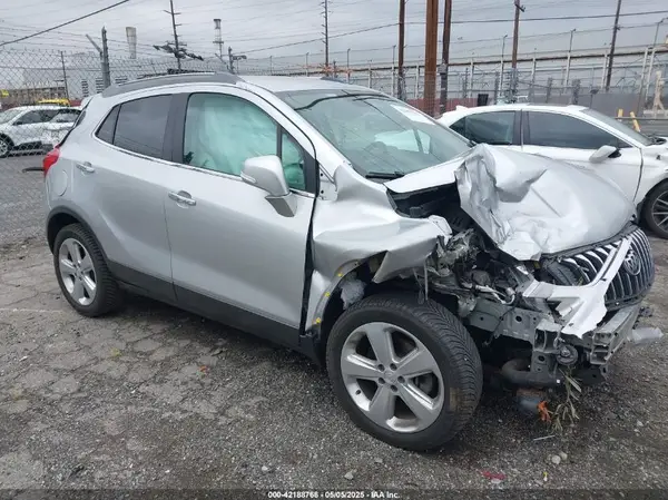 KL4CJASB1GB699386 2016 BUICK ENCORE - Image 1