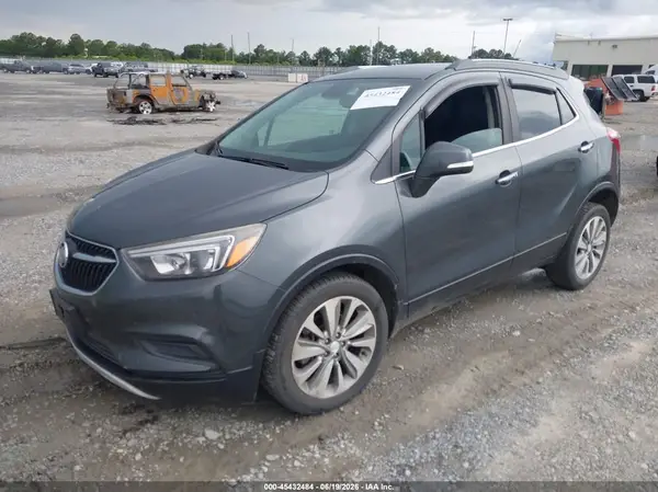 KL4CJASB1HB042718 2017 BUICK ENCORE - Image 2