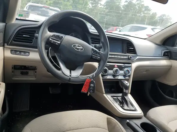 KL4CJASB1HB071814 2017 BUICK ENCORE - Image 8