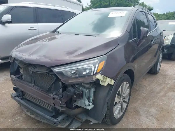 KL4CJASB1HB203097 2017 BUICK ENCORE - Image 2