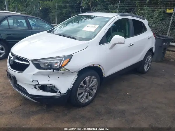 KL4CJASB1JB513918 2018 BUICK ENCORE - Image 2