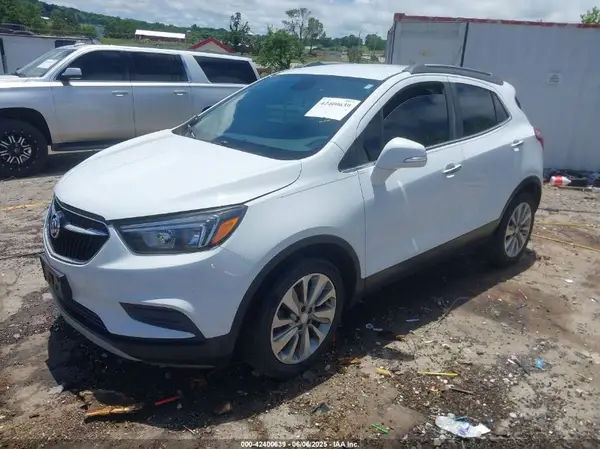 KL4CJASB1JB517029 2018 BUICK ENCORE - Image 2