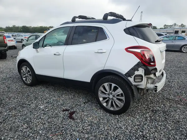 KL4CJASB1JB520786 2018 BUICK ENCORE - Image 2