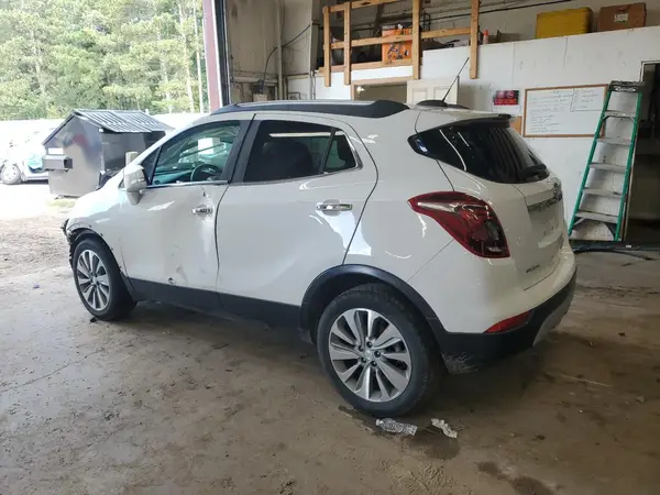 KL4CJASB1JB533733 2018 BUICK ENCORE - Image 2