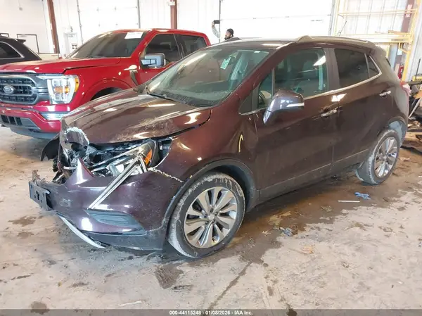 KL4CJASB1JB557126 2018 BUICK ENCORE - Image 2