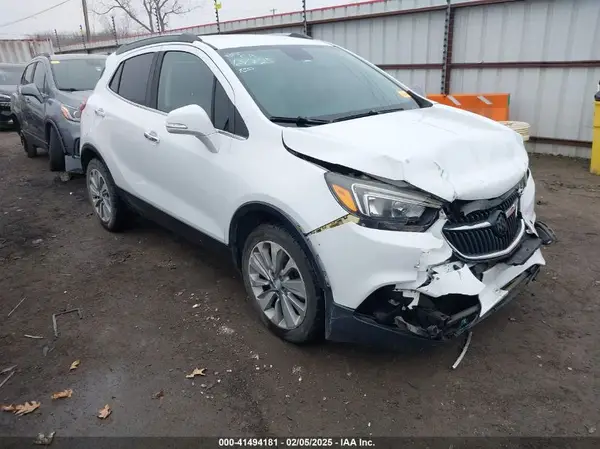 KL4CJASB1JB564903 2018 BUICK ENCORE - Image 1