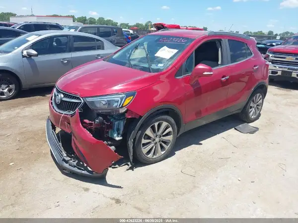 KL4CJASB1JB575805 2018 BUICK ENCORE - Image 2