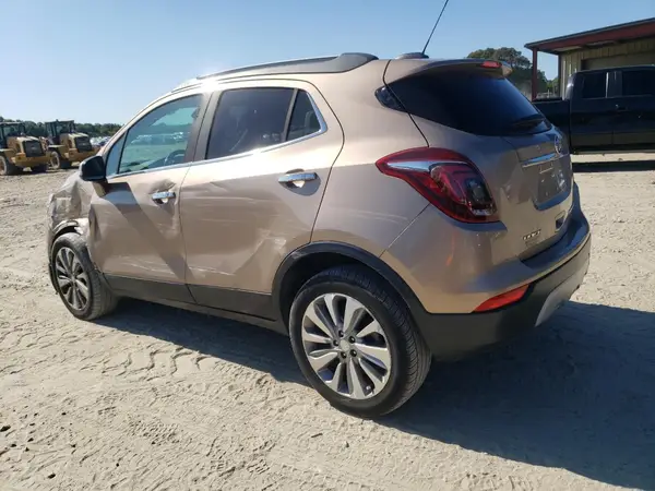 KL4CJASB1JB577201 2018 BUICK ENCORE - Image 2