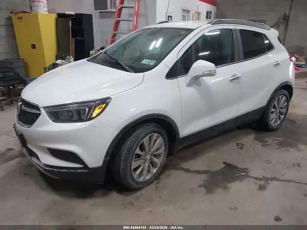 KL4CJASB1JB610911 2018 BUICK ENCORE - Image 2