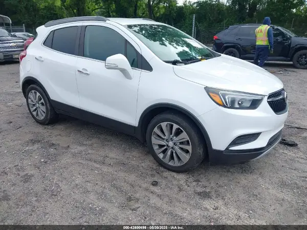 KL4CJASB1JB611587 2018 BUICK ENCORE - Image 1