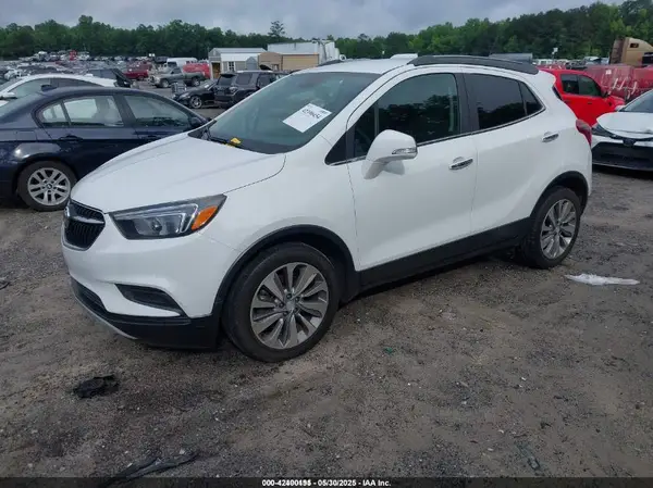 KL4CJASB1JB611587 2018 BUICK ENCORE - Image 2