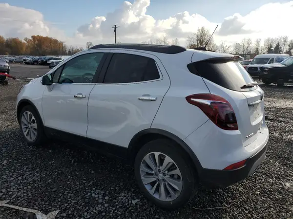 KL4CJASB1JB616076 2018 BUICK ENCORE - Image 2