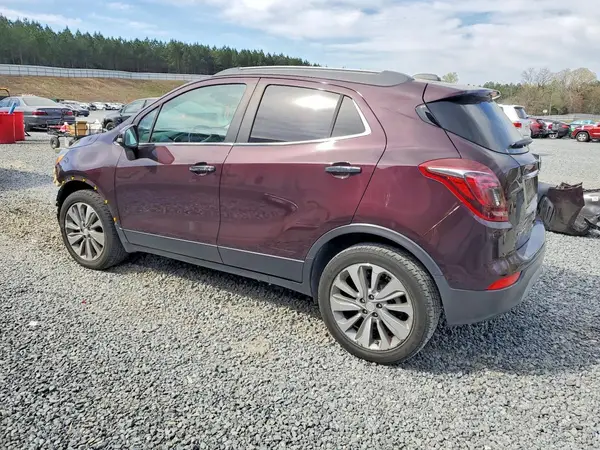 KL4CJASB1JB635582 2018 BUICK ENCORE - Image 2