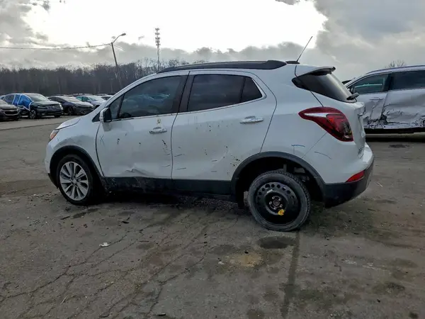 KL4CJASB1JB682871 2018 BUICK ENCORE - Image 2