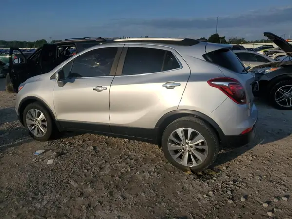 KL4CJASB1JB688900 2018 BUICK ENCORE - Image 2