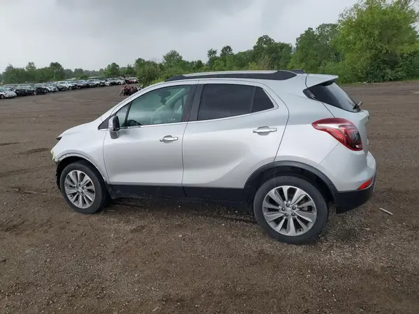 KL4CJASB1JB699721 2018 BUICK ENCORE - Image 2