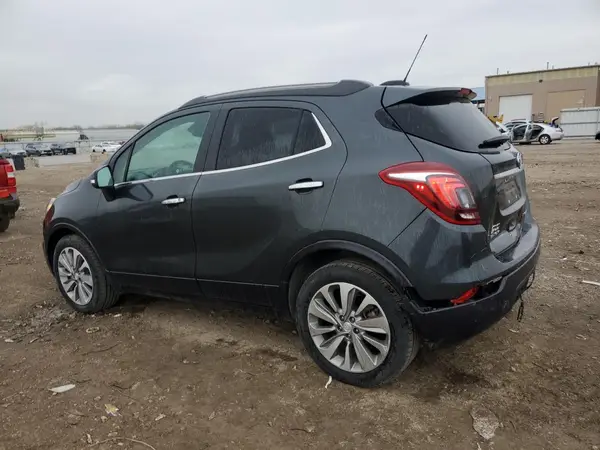 KL4CJASB1JB715562 2018 BUICK ENCORE - Image 2