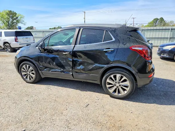 KL4CJASB1JB718137 2018 BUICK ENCORE - Image 2