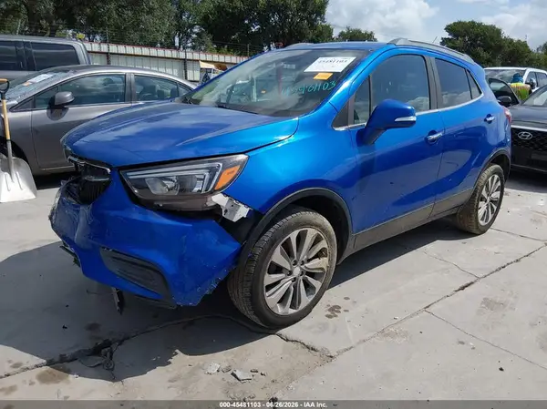 KL4CJASB1JB723743 2018 BUICK ENCORE - Image 2