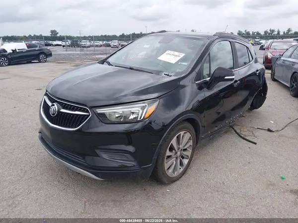 KL4CJASB1KB717586 2019 BUICK ENCORE - Image 2
