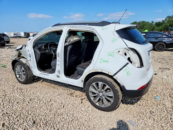 KL4CJASB1KB762480 2019 BUICK ENCORE - Image 2