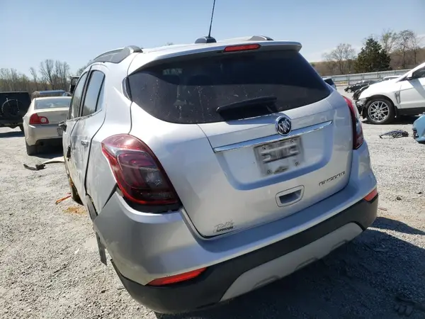 KL4CJASB1KB835993 2019 BUICK ENCORE - Image 2