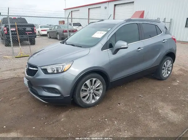 KL4CJASB1KB877760 2019 BUICK ENCORE - Image 2
