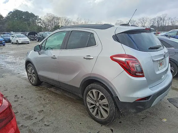 KL4CJASB1LB038418 2020 BUICK ENCORE - Image 2