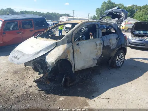 KL4CJASB1LB057695 2020 BUICK ENCORE - Image 2