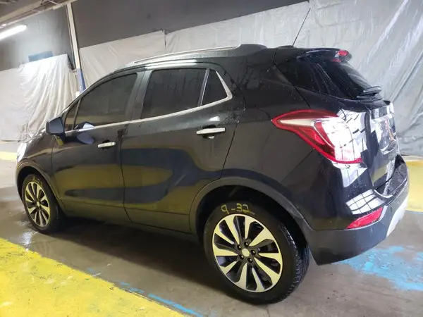 KL4CJASB1MB308832 2021 BUICK ENCORE - Image 2