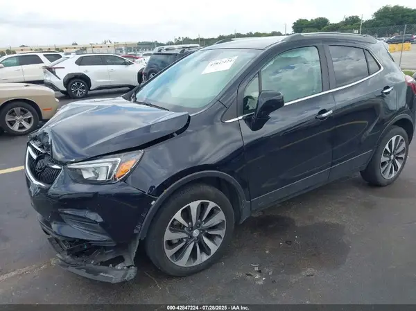 KL4CJASB1MB332824 2021 BUICK ENCORE - Image 2