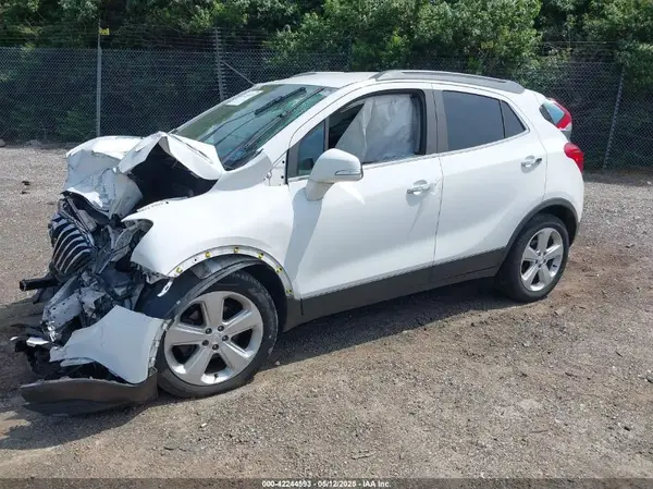 KL4CJASB2GB681401 2016 BUICK ENCORE - Image 2