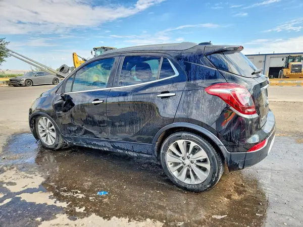 KL4CJASB2HB059933 2017 BUICK ENCORE - Image 2