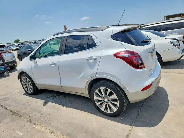 KL4CJASB2HB076411 2017 BUICK ENCORE - Image 2