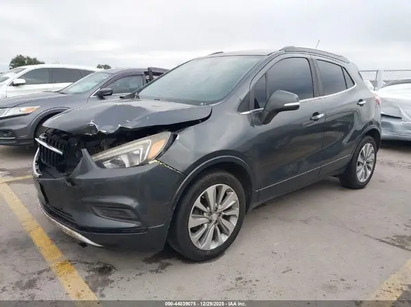 KL4CJASB2HB094326 2017 BUICK ENCORE - Image 2