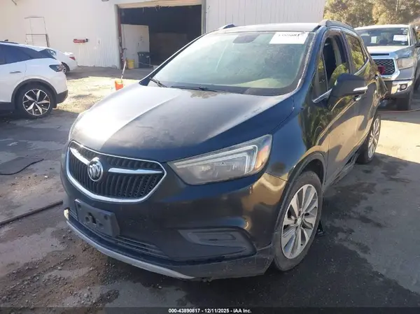 KL4CJASB2HB184107 2017 BUICK ENCORE - Image 2