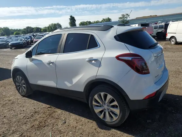 KL4CJASB2JB553828 2018 BUICK ENCORE - Image 2