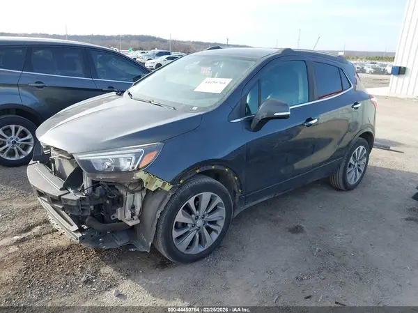 KL4CJASB2JB591558 2018 BUICK ENCORE - Image 2