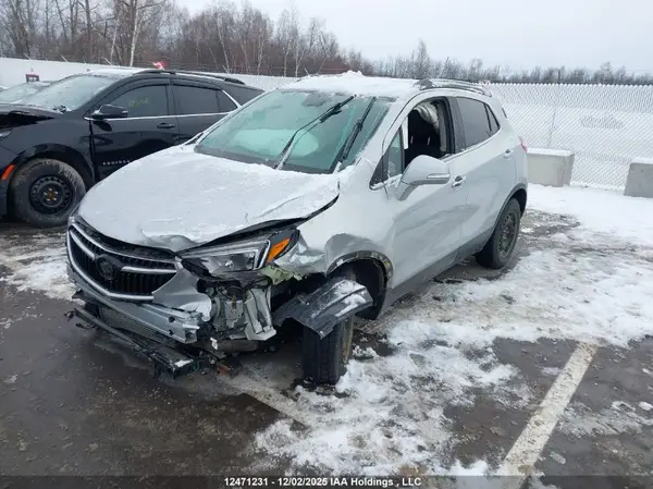 KL4CJASB2JB595187 2018 BUICK ENCORE - Image 2