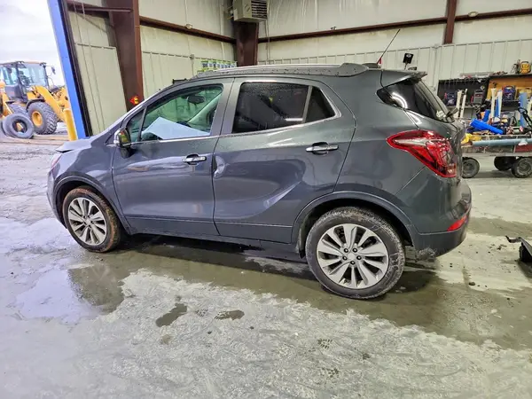 KL4CJASB2JB599112 2018 BUICK ENCORE - Image 2