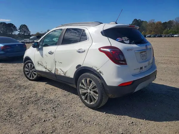 KL4CJASB2JB605801 2018 BUICK ENCORE - Image 2