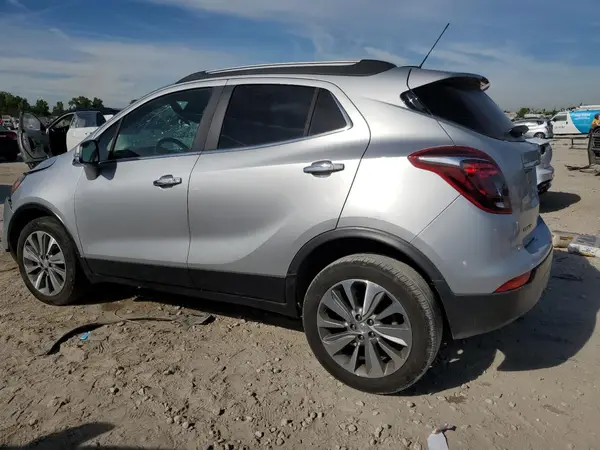KL4CJASB2JB627698 2018 BUICK ENCORE - Image 2