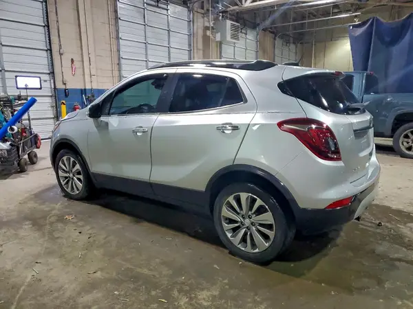 KL4CJASB2JB632853 2018 BUICK ENCORE - Image 2